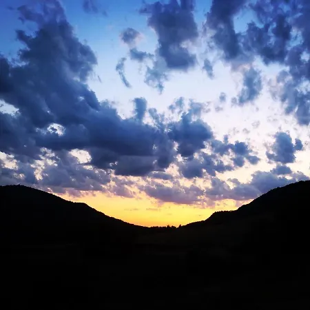 Tanagra : Maison Avec Piscine Et Vue Exceptionnelle Tatil Evi Roquefort-Les-Cascades